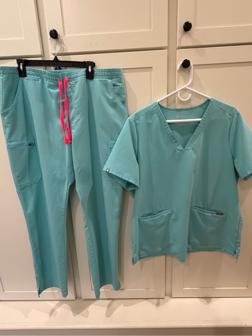 Figs Women's Aqua Scrub Pants with Pink Drawstring